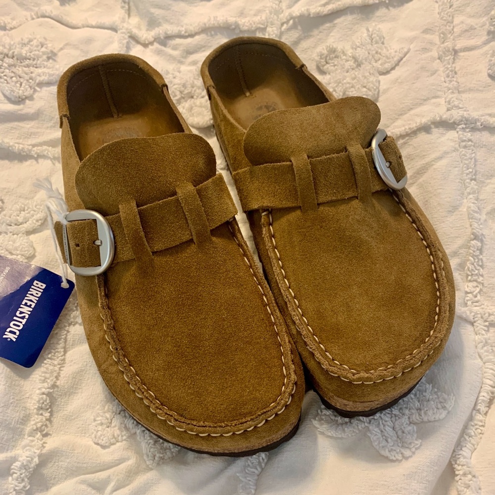 NWT  Birkenstock Buckley Suede Clogs